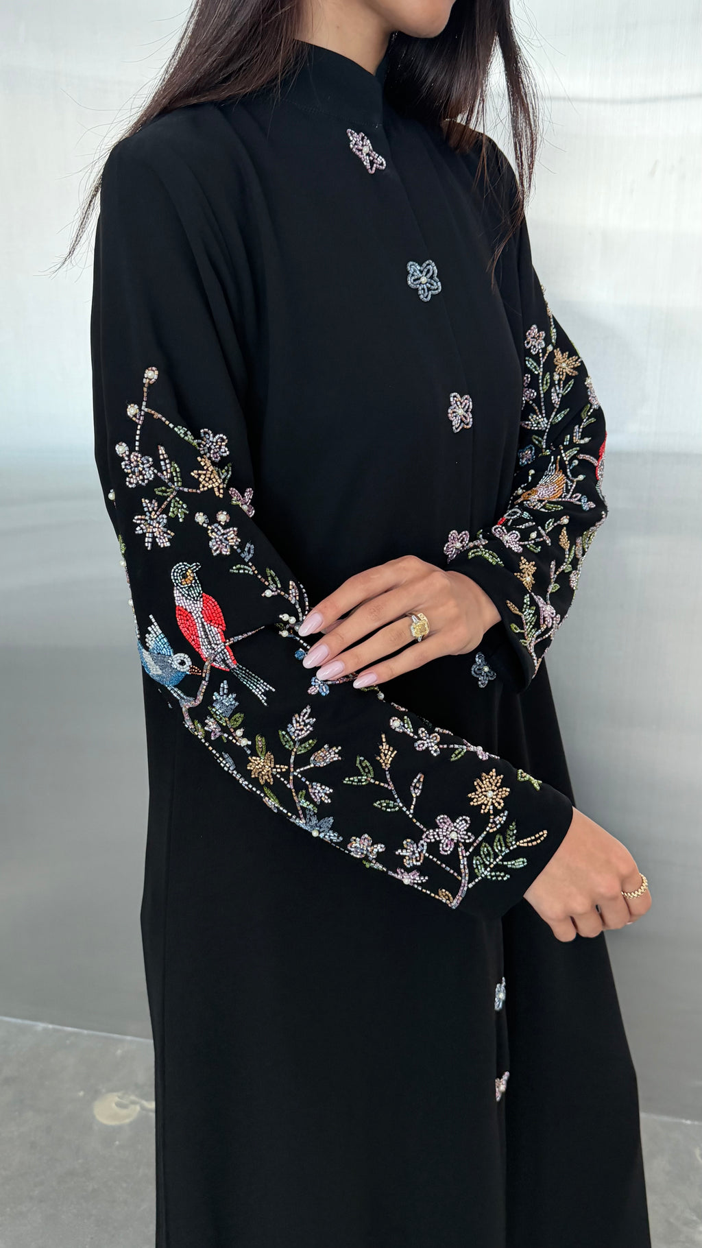 Ilariya 283