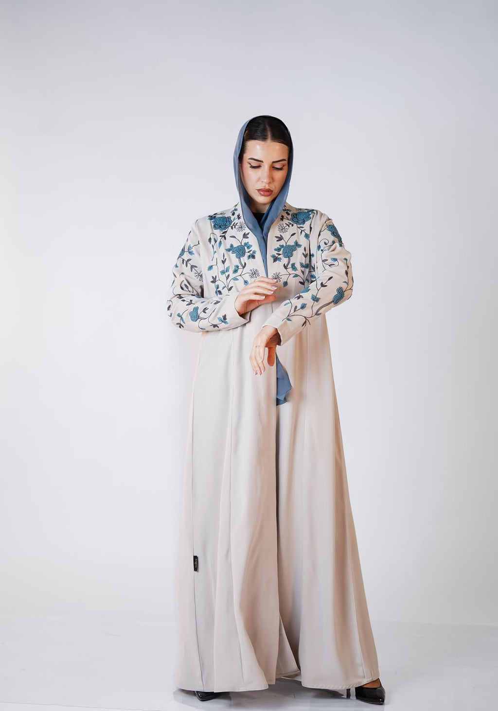 Ilariya 122