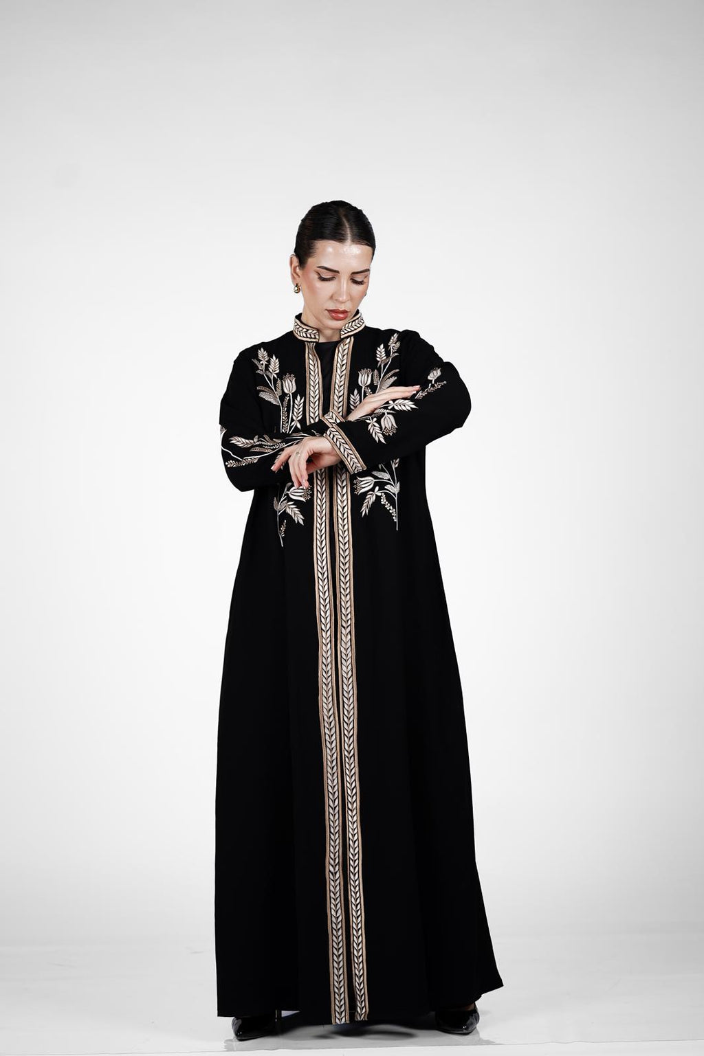 Ilariya 136