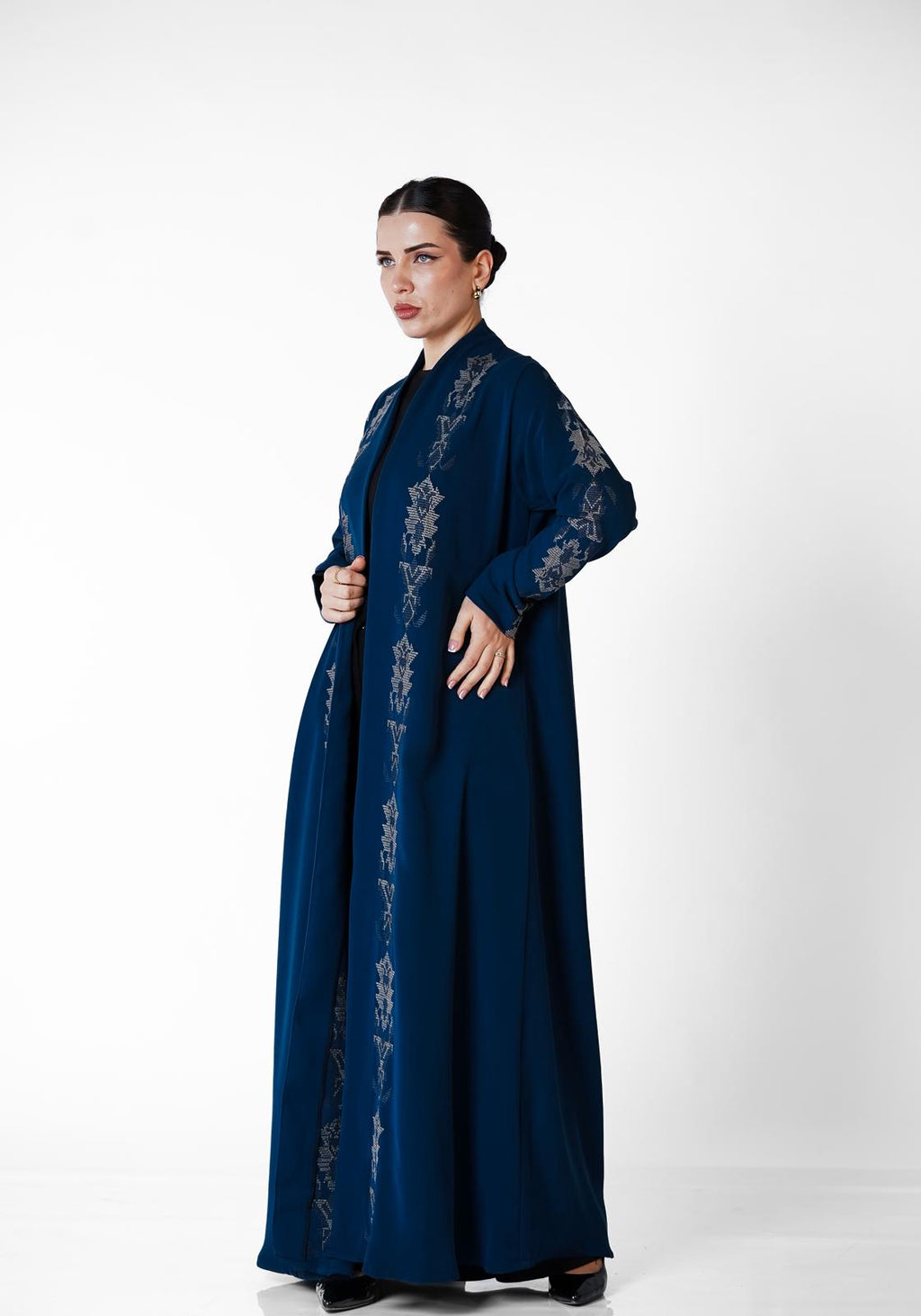 Ilariya 142