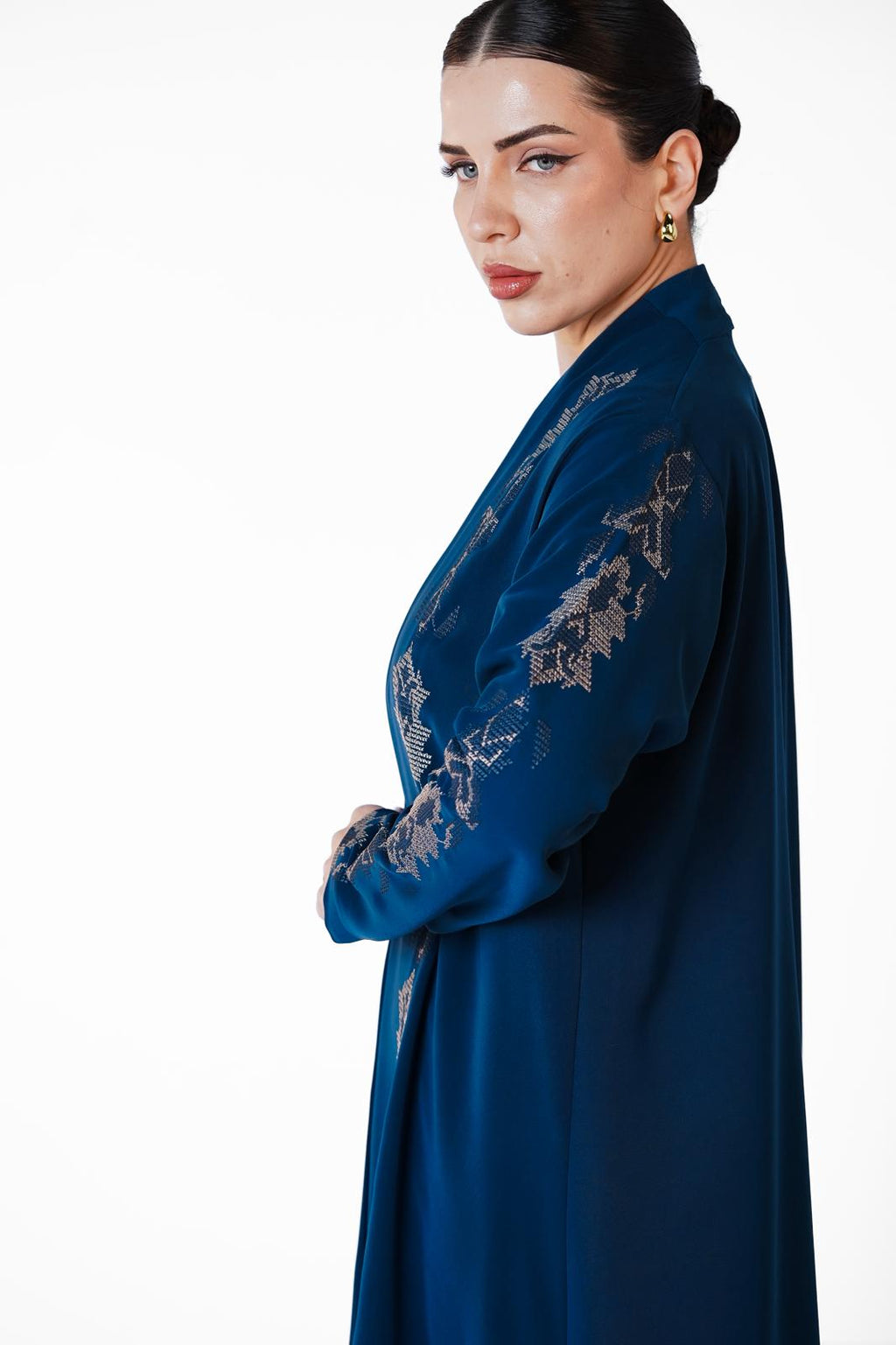 Ilariya 142