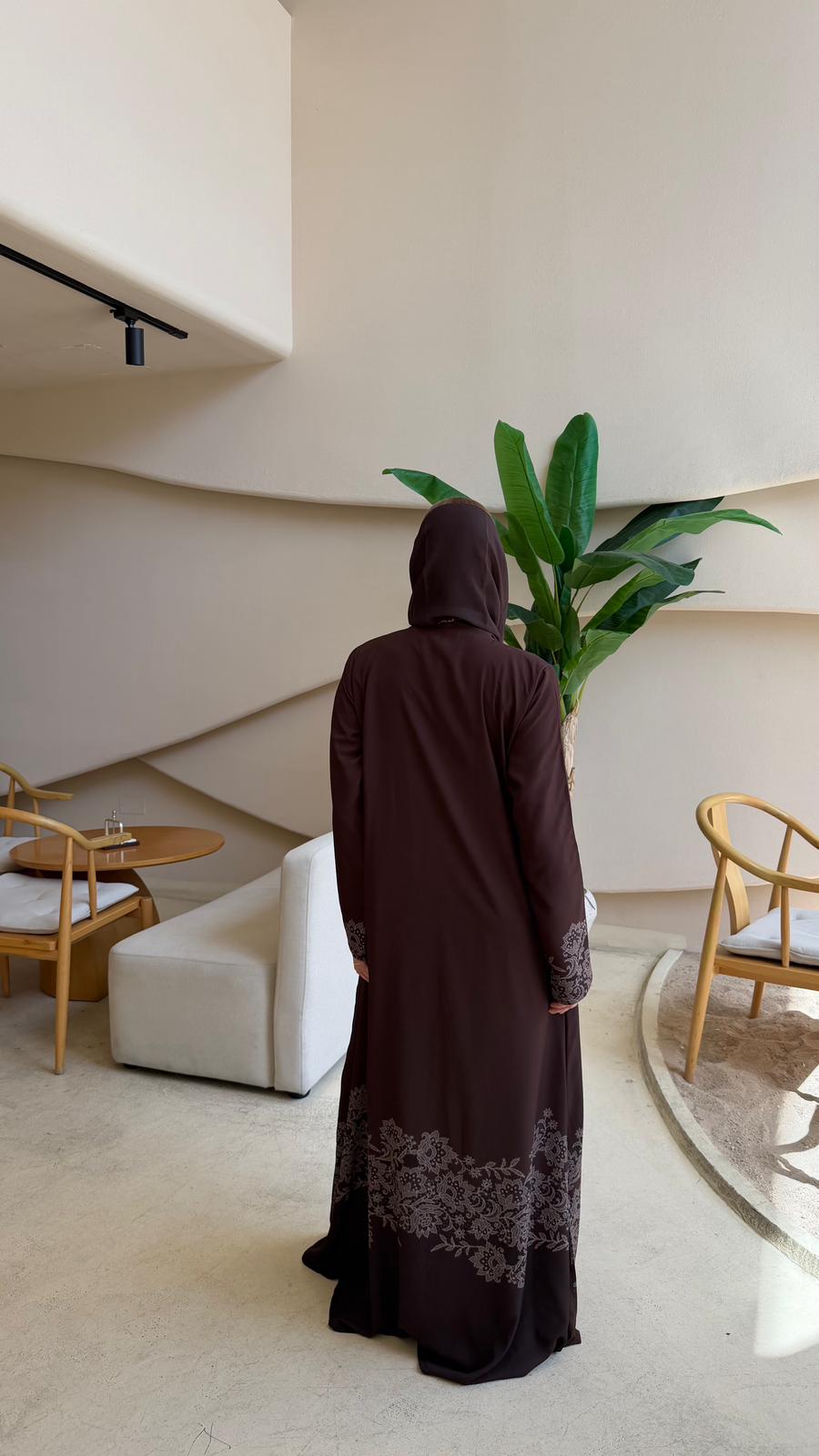 Ilariya 208