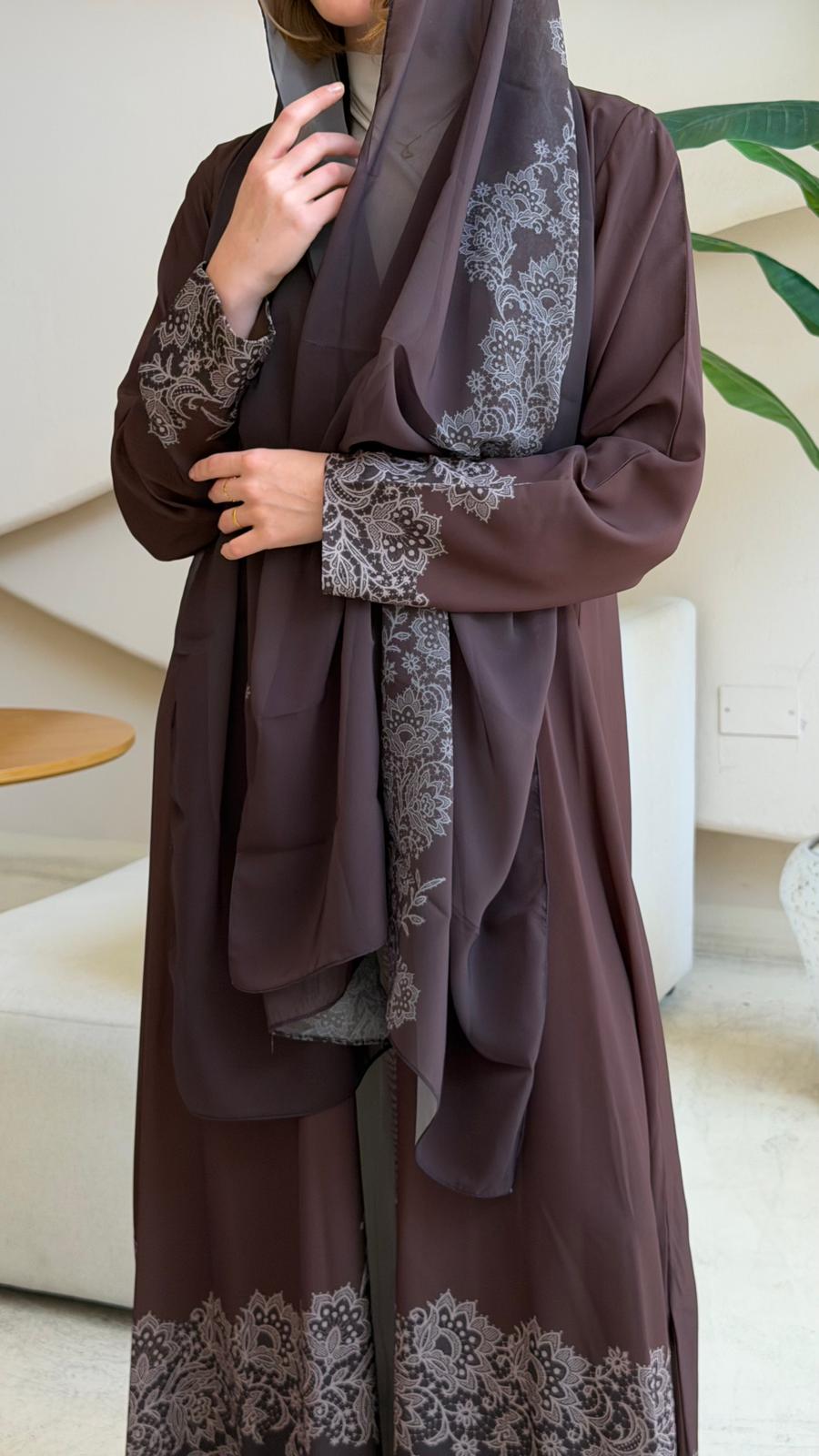 Ilariya 208