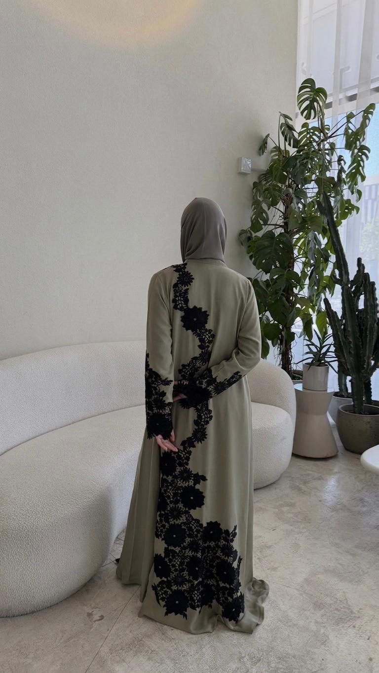 Ilariya 244