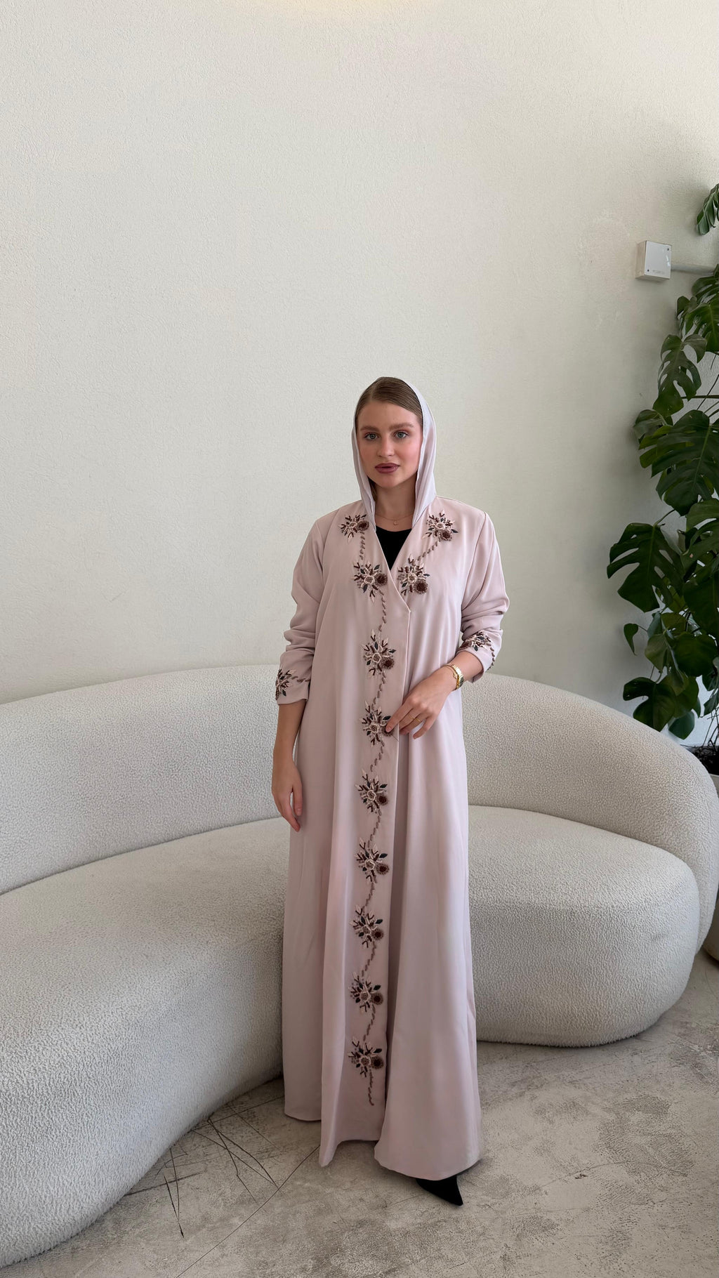 Ilariya 238