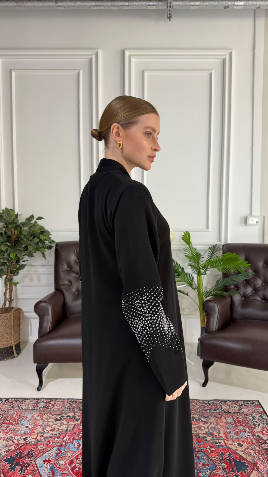Ilariya 282