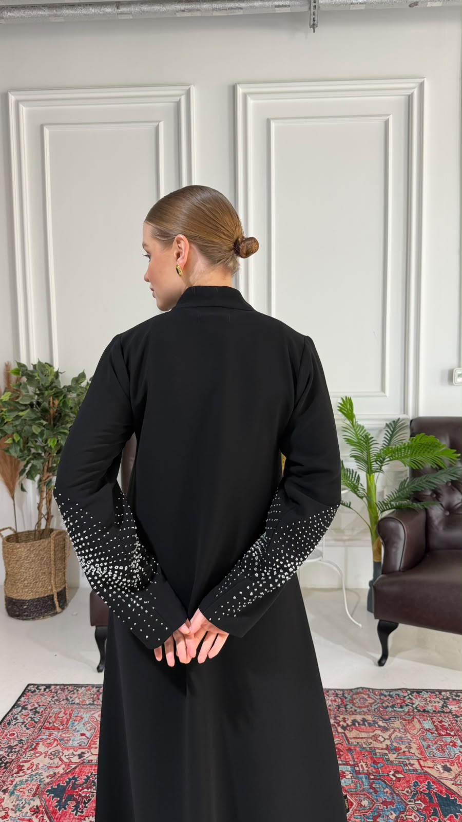 Ilariya 282