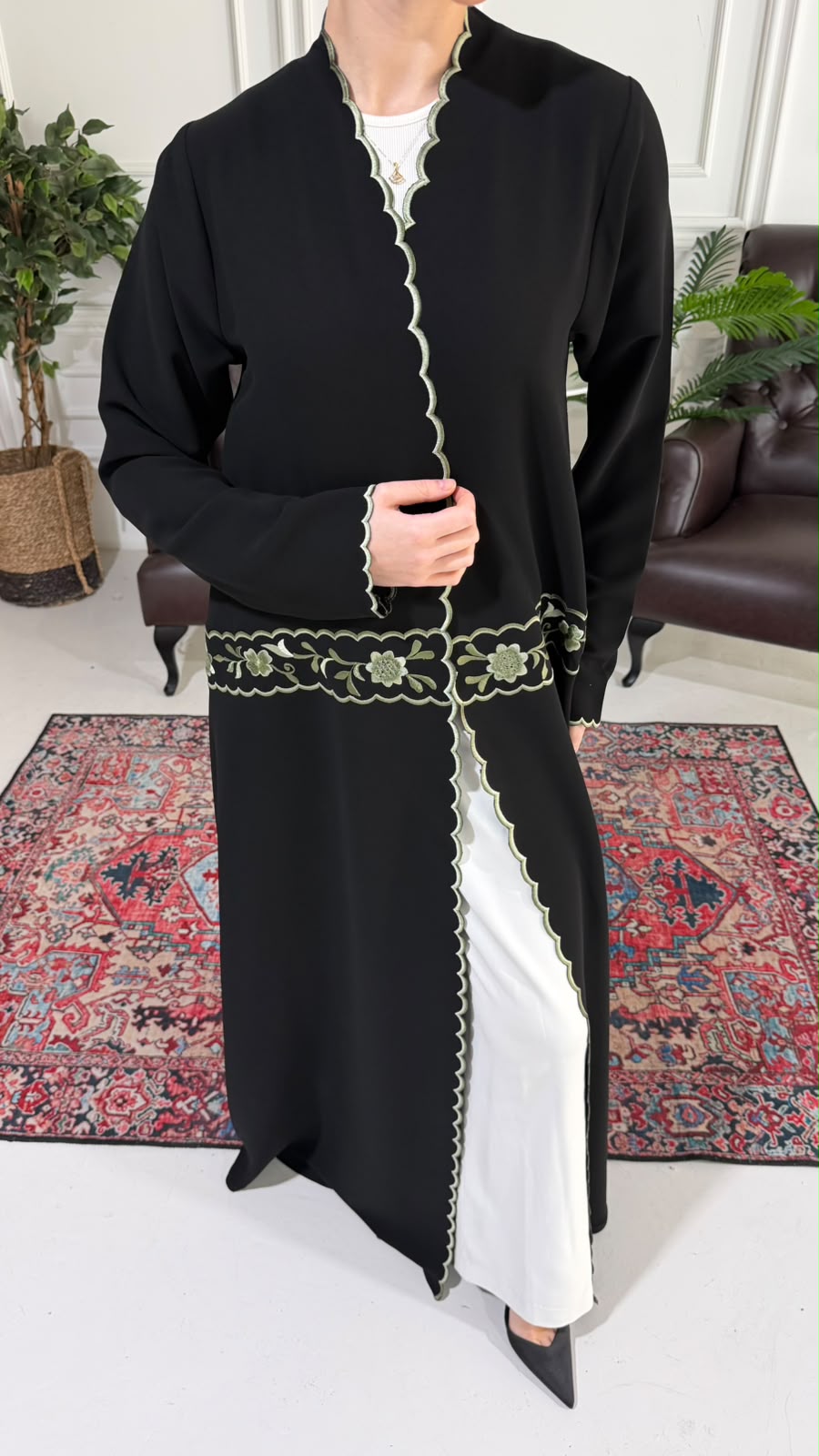 Ilariya 281